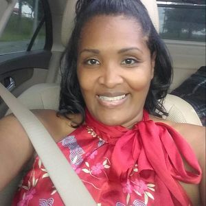 Meet your Posher, Yolanda